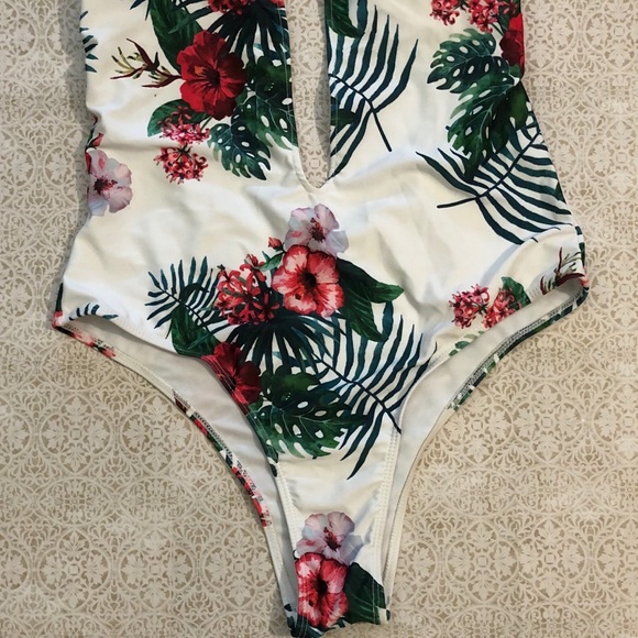 New Tropical Print One Piece Swimsuit - Picture 2 of 6
